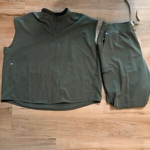 Figs Forest Green Sleeveless Top and Joggers